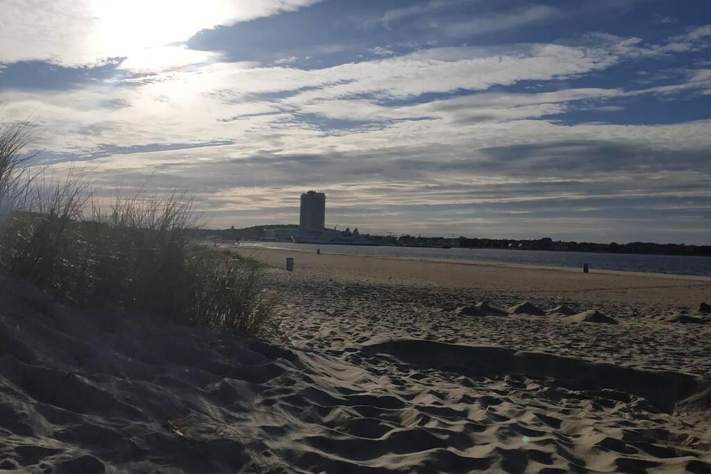 Traveloge Mit Schwimmbad Und Sauna Lubeck Exterior photo