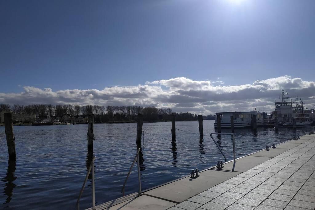 Traveloge Mit Schwimmbad Und Sauna Lubeck Exterior photo